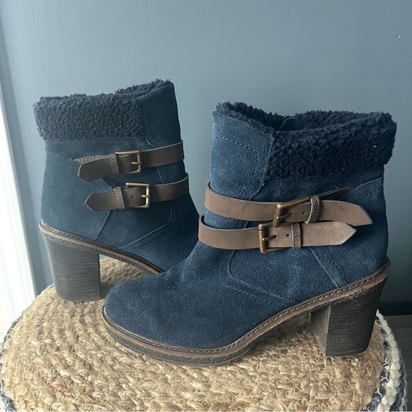 Mountain Sole Navy Suede Heeled Boots - Picture 1 of 8